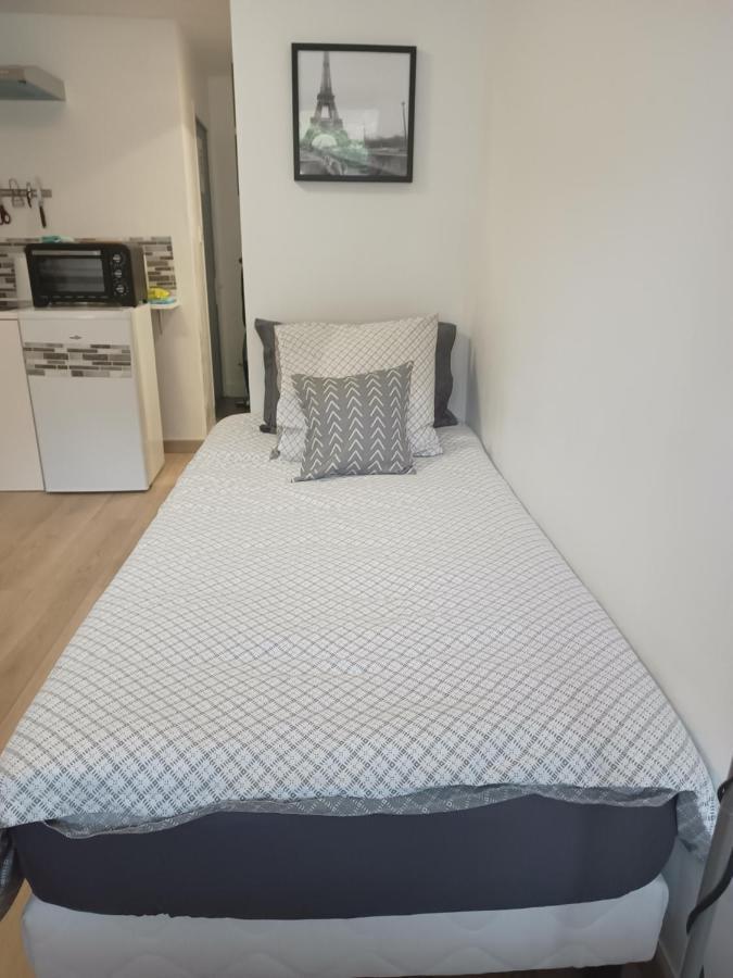 Studio Meuble A Bougival Exteriér fotografie